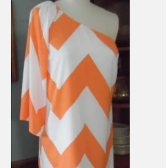 Coral Wide Chevron One Shoulder Small Dress - Picture 2 of 5